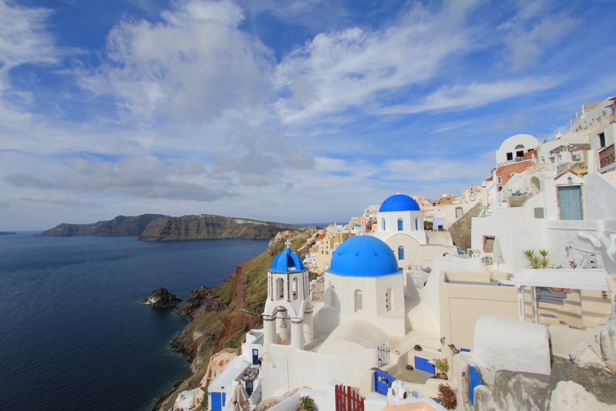 See the Perfect Postcard View from the Beautiful Greek Island of Santorini  | WorldThruOurEyes